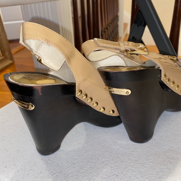 Michael Kors Heels Wedge - Picture 7 of 7